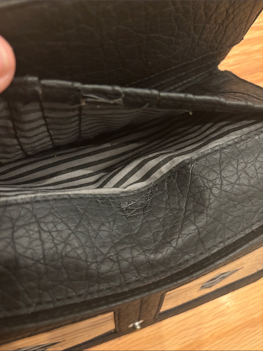 Volcom Long Wallet - Picture 7 of 13